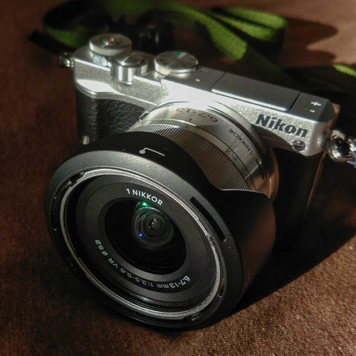 Nikon 1 J5